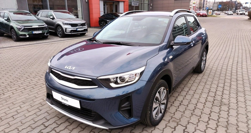 Kia Stonic cena 86400 przebieg: 10, rok produkcji 2024 z Bełchatów małe 497